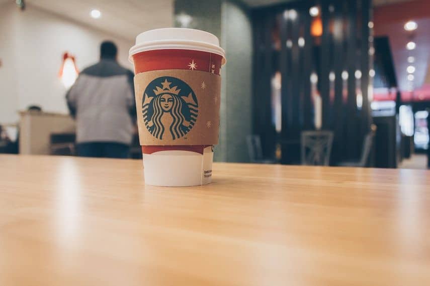 starbucks and other cafes with free wifi