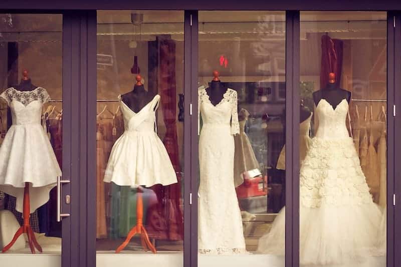 How To Sell Your Wedding Dress For Cash And 10 Places To Do So - 