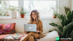 woman researching the best blogging courses on the market